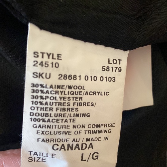 Le Chateau Size Large  Exc Shape 3/4 Sleeve 1 button - Picture 12 of 15